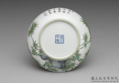 图片[3]-Dish with bamboo and rocks in falangcai painted enamels, Qing dynasty, Yongzheng reign 1723-1735-China Archive